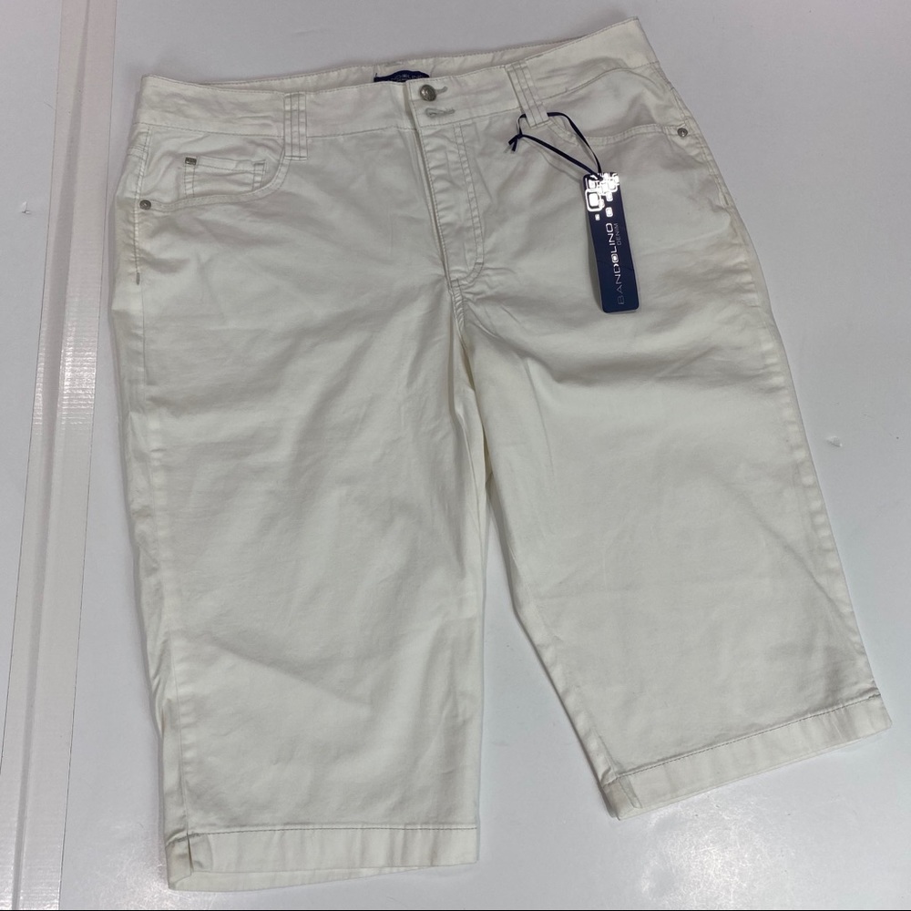 Bandolino Sz 14 white cropped pants. New.